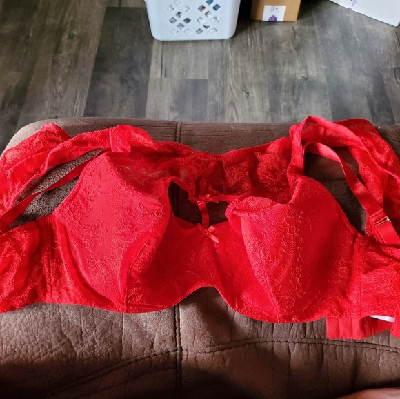 Balconette - Picture 2 of 7